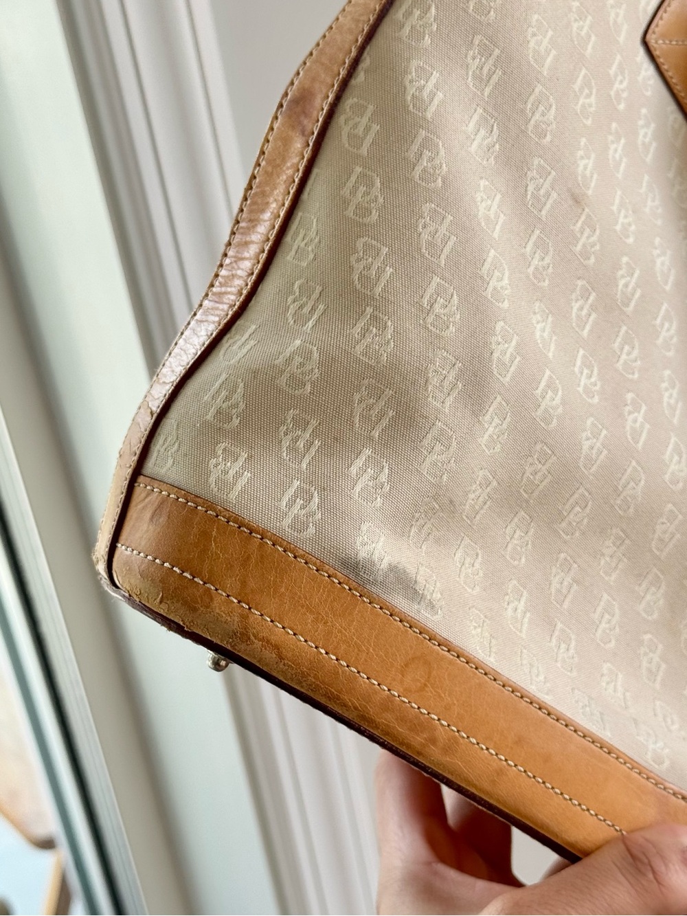 Vintage Dooney & Bourke Signature Monogram Canvas Tote Bag – Cream & Tan - Picture 9 of 16